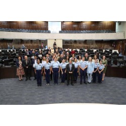 Programa estadual dos colégios cívico-militares é homenageado na Assembleia Legislativa